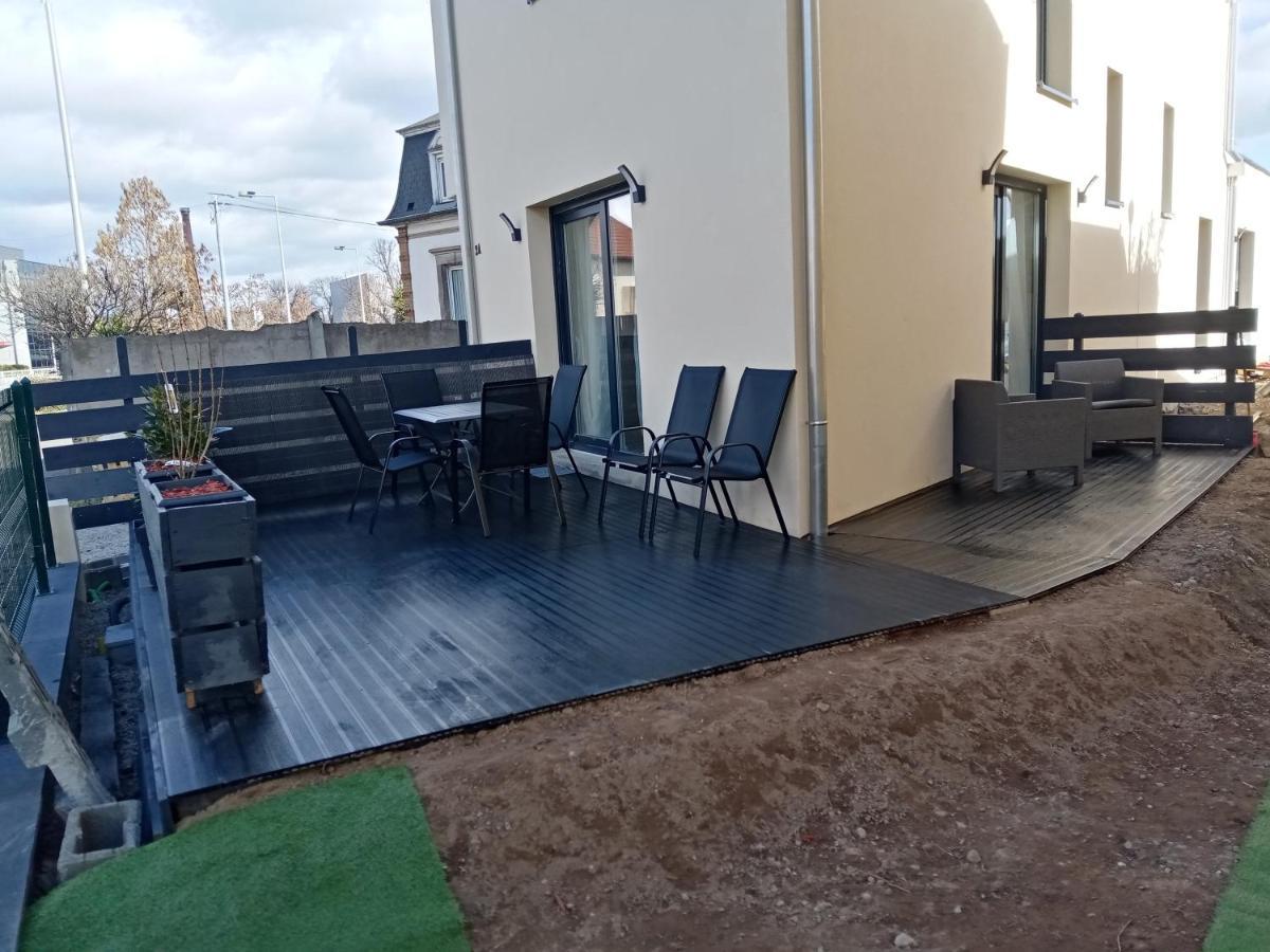 Jolie Maison, Balneo Lumino Therapie Et Terrasse Colmar Buitenkant foto